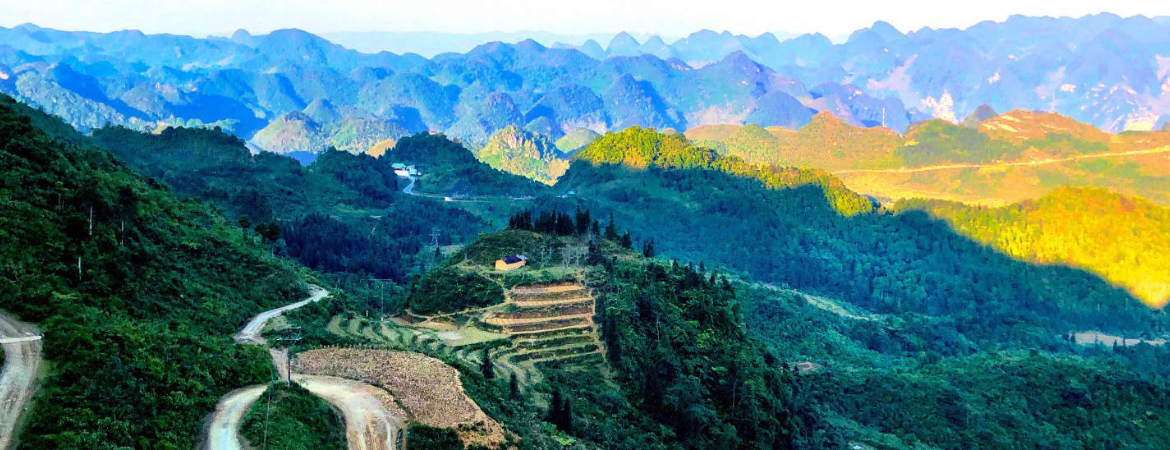 Ha Giang Motorbike Tour: Discover Rugged Roads and Local Culture