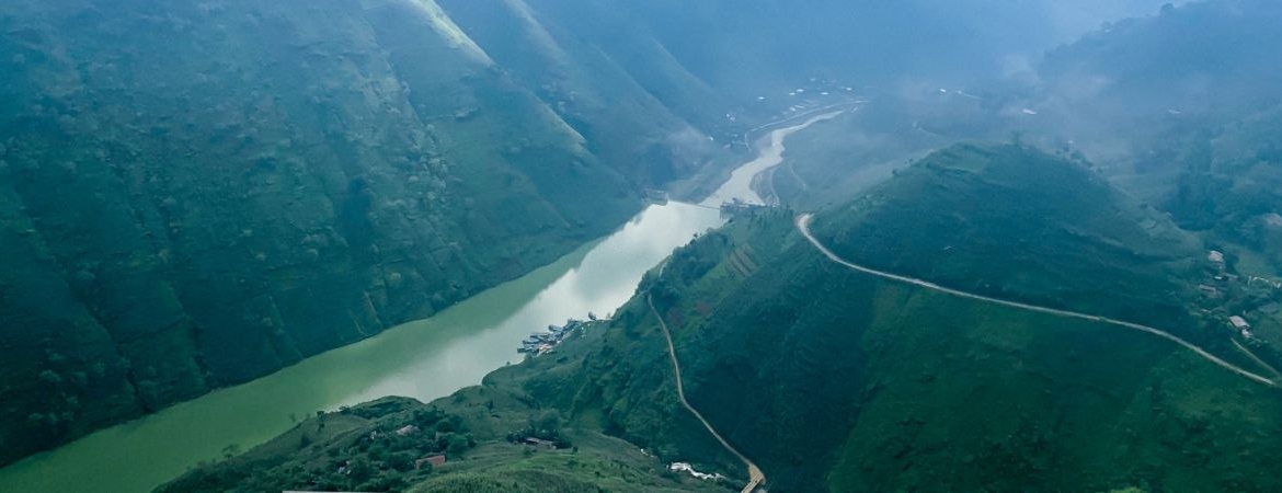 Ha Giang in December: Chasing Clouds and Calm in the Northeast