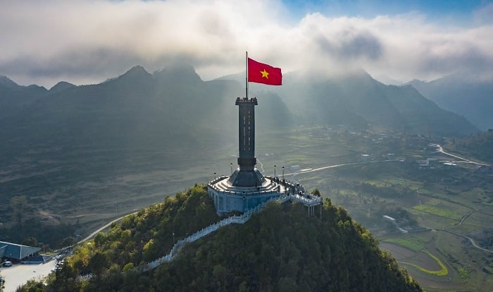 Lung Cu Flag Tower