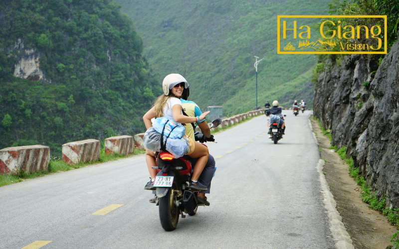 Choose between easyrider, jeep, or self-ride depending on your vibe.