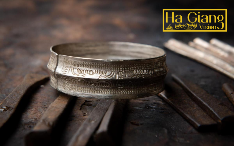 Handicrafts preserve Ha Giang culture while expressing Vietnamese creativity and heritage.