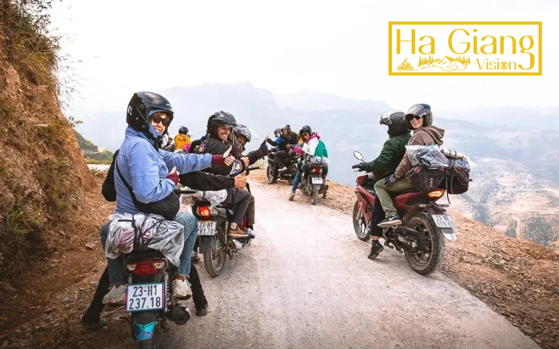 A friendly Ha Giang easy rider turns your journey into shared laughter.