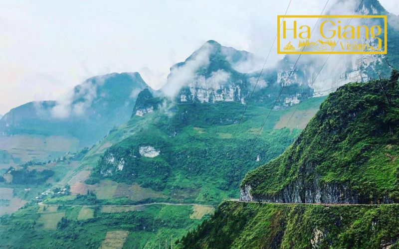 Ha Giang weather in November brings cool air and peaceful mountain days.