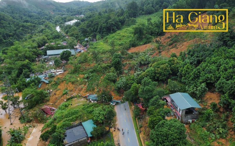Landslides and loose rocks often make the Ha Giang Loop dangerous.