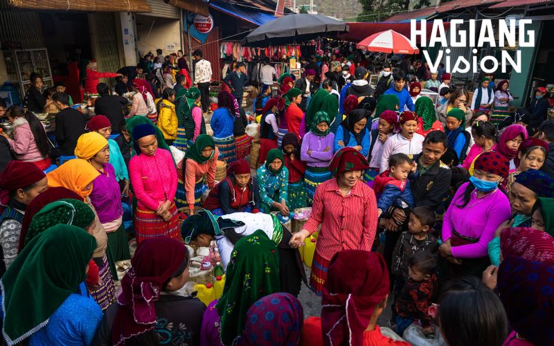Discover Meo Vac Market as a vibrant cultural hub in Ha Giang.