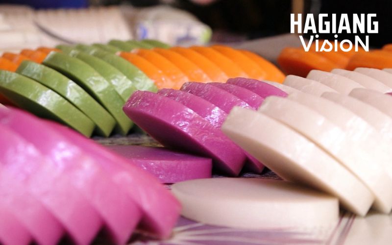 Highland cuisine at Lung Phin Market offers bold flavors and local dishes.