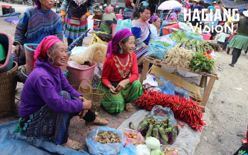 Lung Phin Market maintains a raw atmosphere that feels genuinely local.