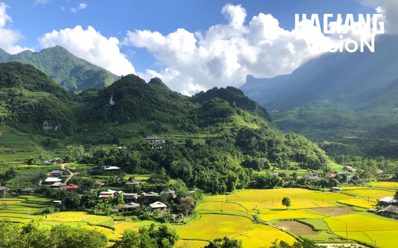 Du Gia Market sits within a serene valley framed by limestone peaks.