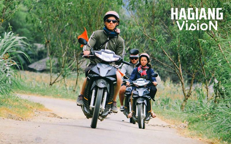 Smart Ha Giang motorbike rental follows clear steps from start.