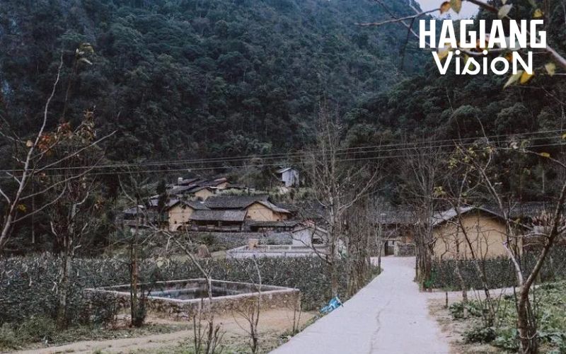 Dong Van heritage continues inside Pho Bang Town quiet streets