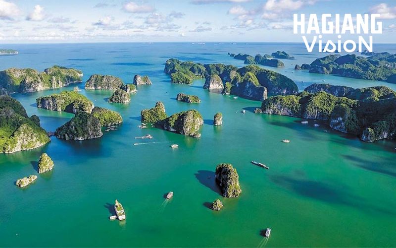 Understanding the distance helps plan a smoother Halong Bay to Ha Giang journey.