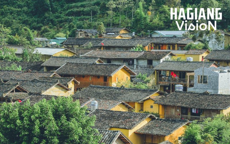 Lo Lo Chai Village offers authentic culture and peaceful scenery